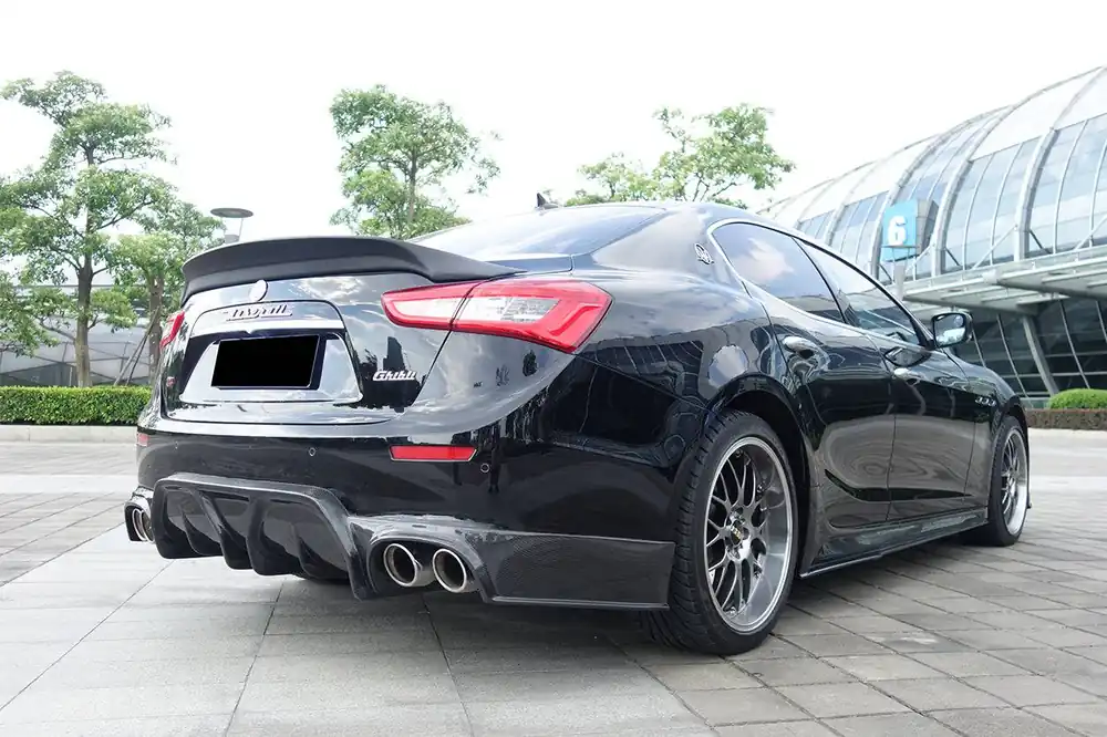 Carbonado 2014-2017 Maserati Ghibli EPC Style Trunk Spoiler