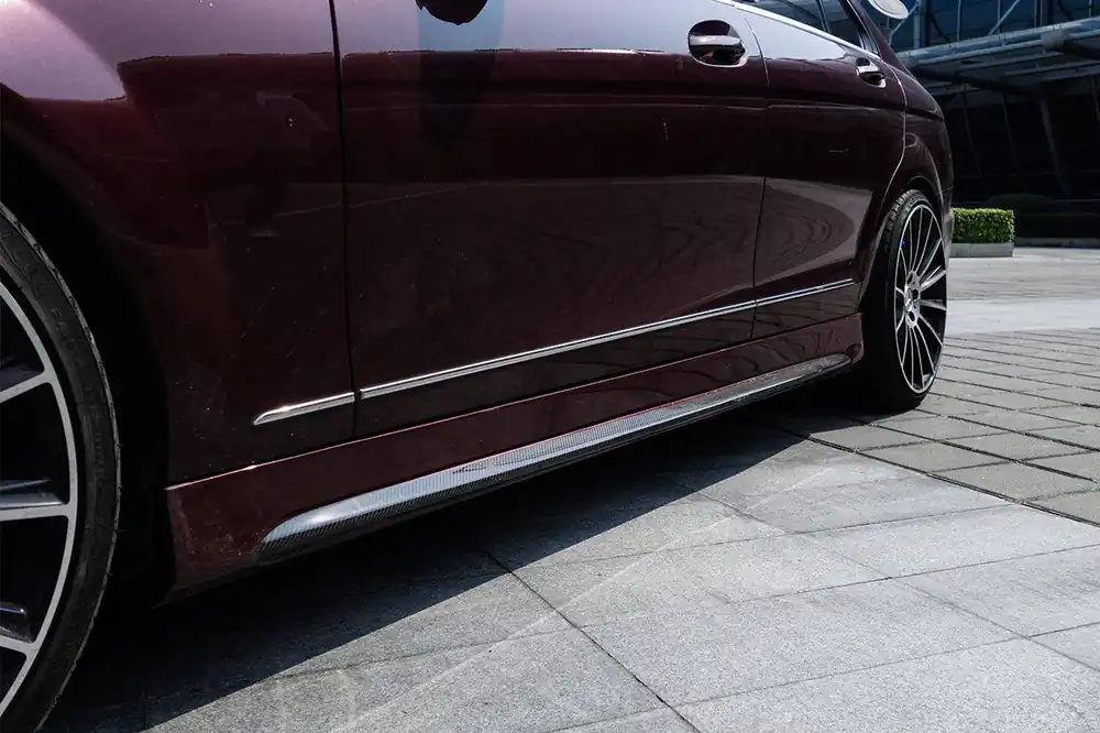 Carbonado 2008-2014 Mercedes Benz C Class W204 Sedan P Style Side Skirts