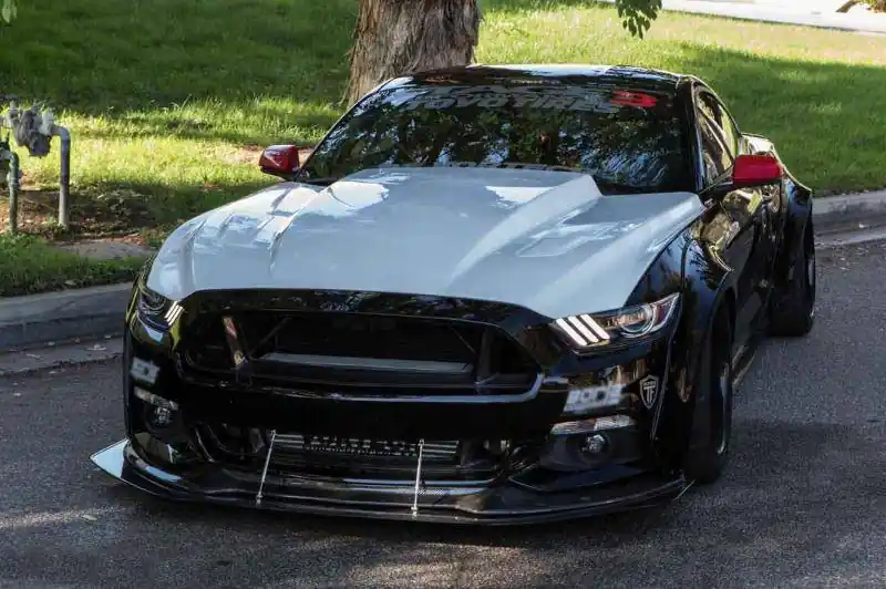 Carbonado 2015-2017 Ford Mustang TRU Style Carbon Fiber Front Bumper Up-Grille