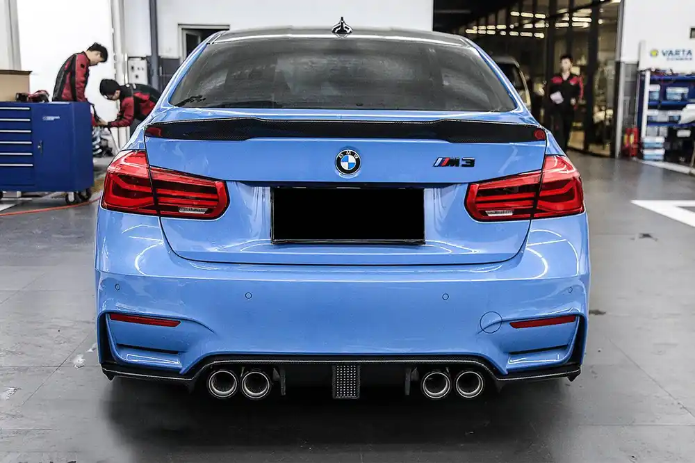 Carbonado 2014-2020 BMW M3 F80 M4 F82 KNF Style Rear Diffuser