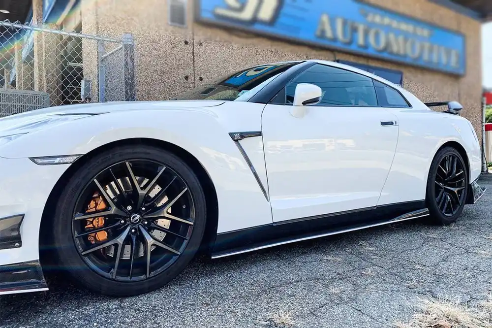 Carbonado VA-II Style Carbon Fiber Side Skirts Under Board | 2008-2016 Nissan GTR R35