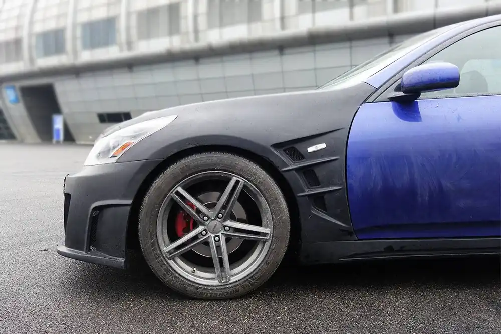 Carbonado 2007-2013 Infiniti G25 G35 G37 Sedan ELT Style Fender