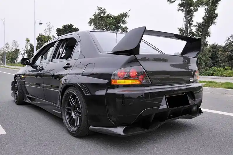 Carbonado JDM Style Rear Bumper | 2003-2006 Mitsubishi Evo 7/8/9
