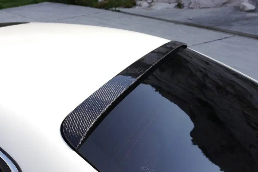Carbonado W Style Roof Spoiler | 2005-2008 Maserati Quattroporte