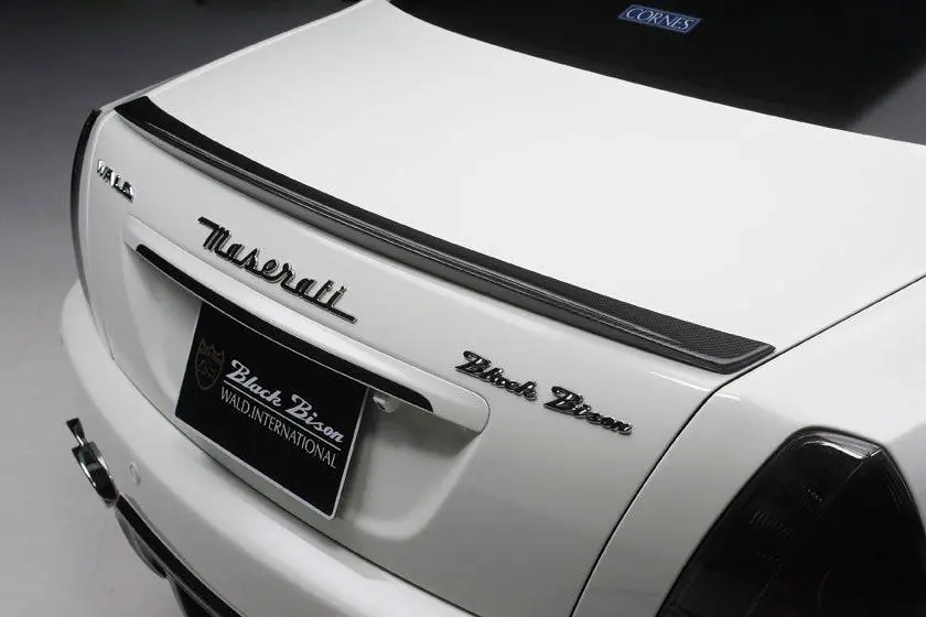 Carbonado W Style Trunk Spoiler | 2005-2008 Maserati Quattroporte