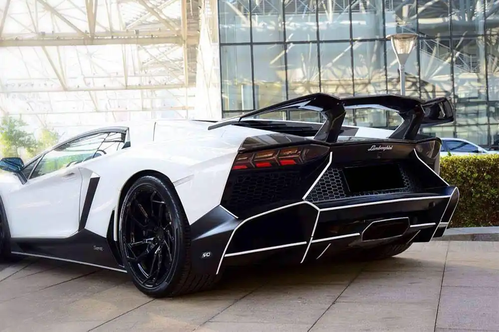 Carbonado 2011-2022 Lamborghini Aventador LP700 LP750 LP740 LP720 LP780 Coupe Roadster DC Style Carbon Fiber Trunck Spolier