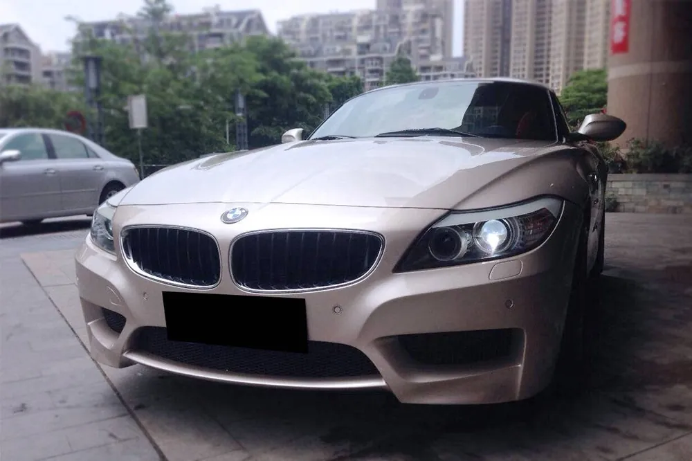 Carbonado 2009-2016 BMW Z4 E89 M Style Front Bumper