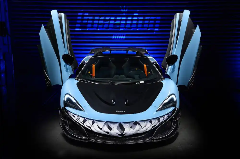 Carbonado 2018-2021 McLaren 540C & 570S & 600LT P1 Style Carbon Fiber Hood