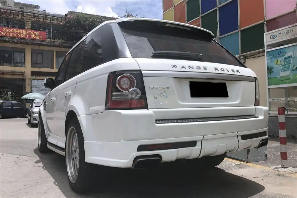 Carbonado 2010-2012 Land Rover Range Rover Sport M style Rear Lip