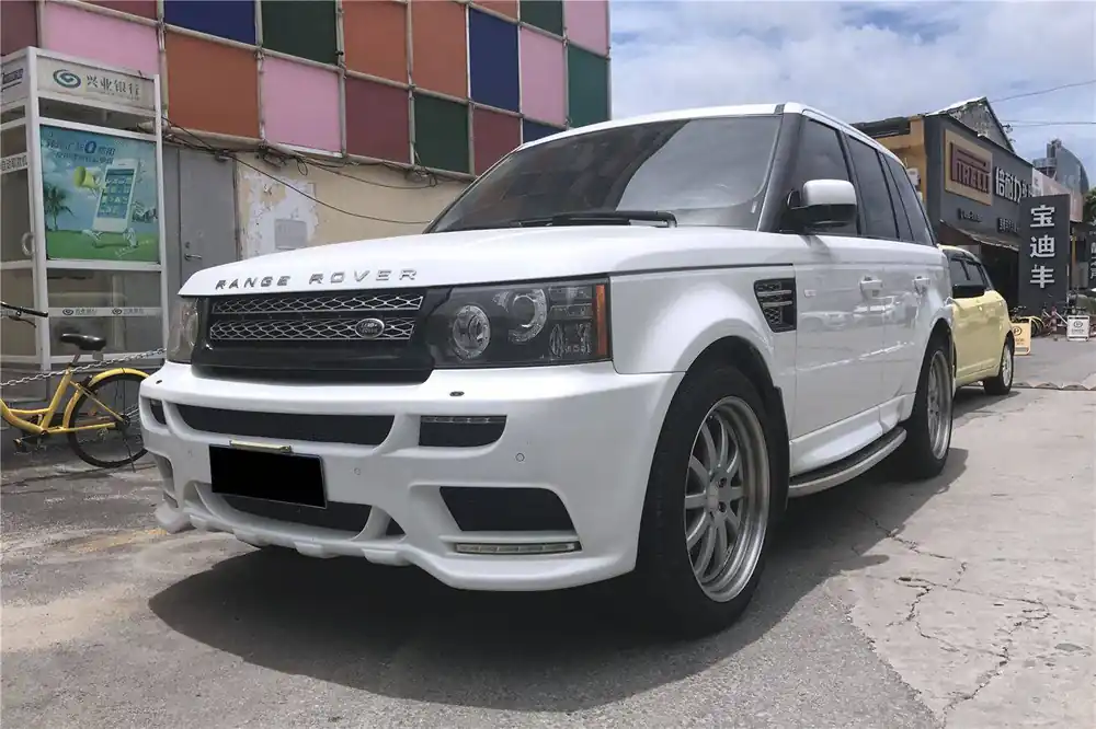 Carbonado 2010-2012 Land Rover Range Rover Sport M style Front Bumper