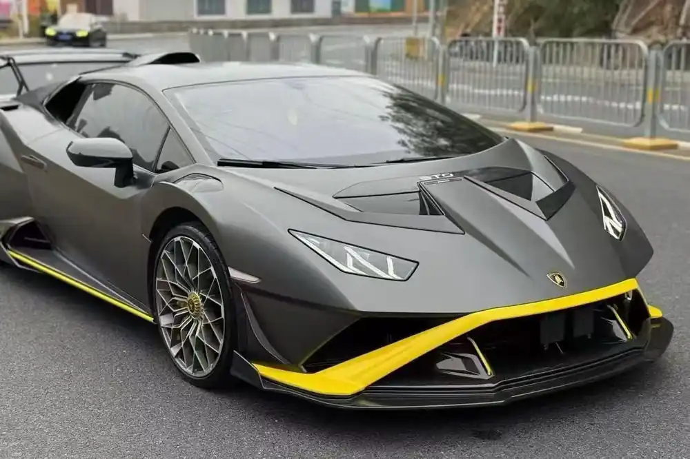 Carbonado Aero Autoclave Carbon Fiber Front Lip | 2021-2024 Lamborghini Huracan STO