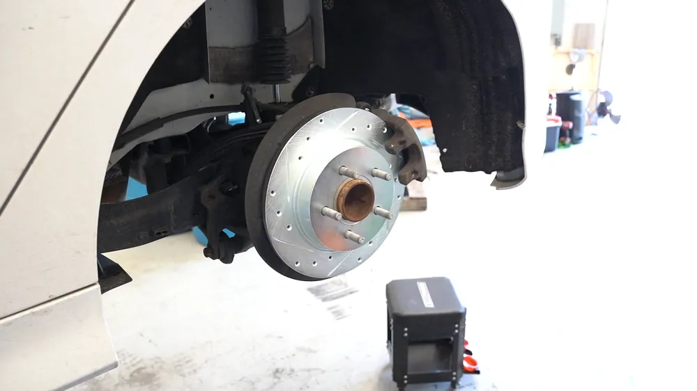 R1 Concepts Front & Rear Rotor & Brake Pad Kit for 2013-2018 Ford Focus ST
