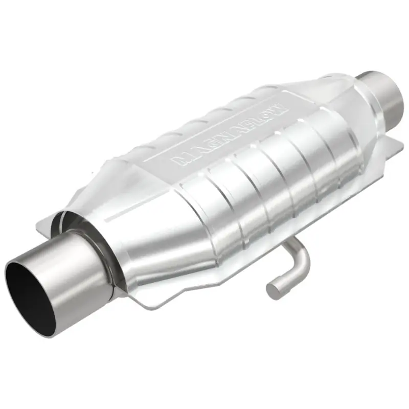 MagnaFlow Universal Catalytic Converter 2.25in Inlet/Outlet Center/Center Oval Rear (California)